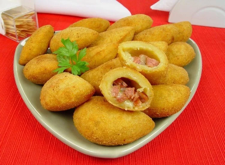 risole-de-calabresa